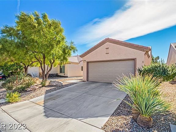 4th image of 3121 Kingbird Dr