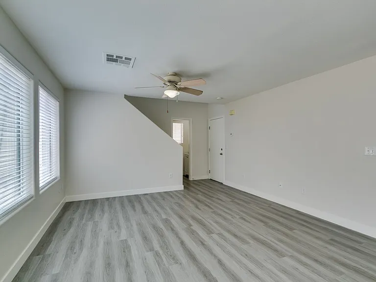 5011 Groveland Ave — Photo 7
