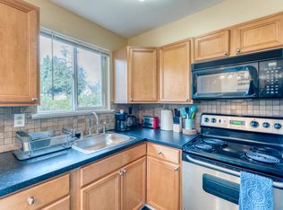 12037 Des Moines Memorial Dr S APT 4, Burien, WA 98168