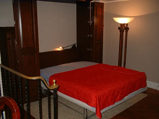 Sold by Helen Tsagaris, LREB | media 16