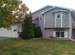 2405 Timberlea Dr, Woodbury, MN 55125