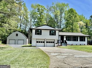 534 Shannon Way, Lawrenceville, GA 30044