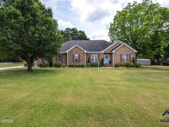 411 Dixieland Dr, Byron, GA 31008