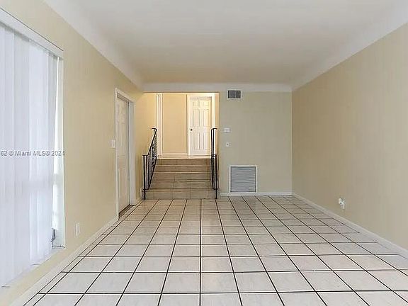 4th image of 1080 Alabama Ave