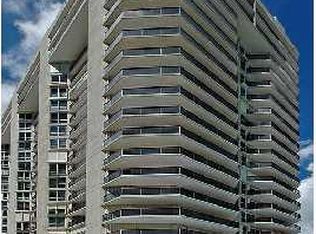6767 Collins Ave, Miami Beach, FL 33141