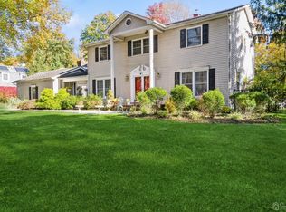 2 Douglass Dr, Princeton, NJ 08540