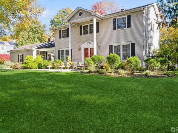 2 Douglass Dr, Princeton, NJ 08540