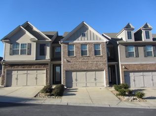 2131 Spicy Pine Ln, Lawrenceville, GA 30044