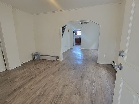 3rd image of 95 Meyers St #93