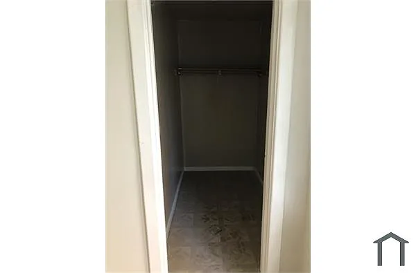 Building Photo - 7116 S Harvard Ave #1N