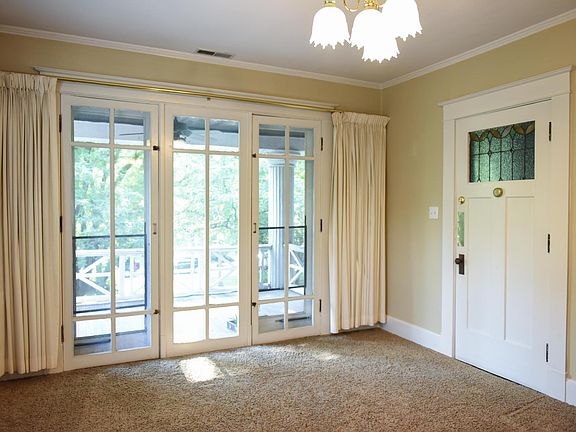 2nd image of 945 Woodruff Place Middle Dr APT 3