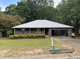 409 Lynnewood Dr, Jacksonville, AR 72076