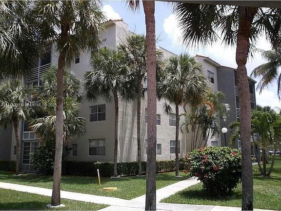 3rd image of 1800 SW 81st Ave APT 1406
