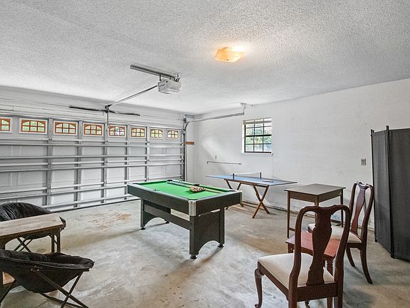 5th image of 193 Woodland Park Cir