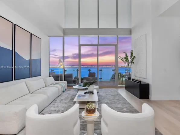 700 NE 26th Ter #Townhouse 402, Miami, FL 33137