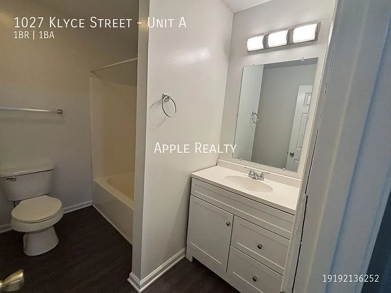 1027 Klyce St #A — Photo 9