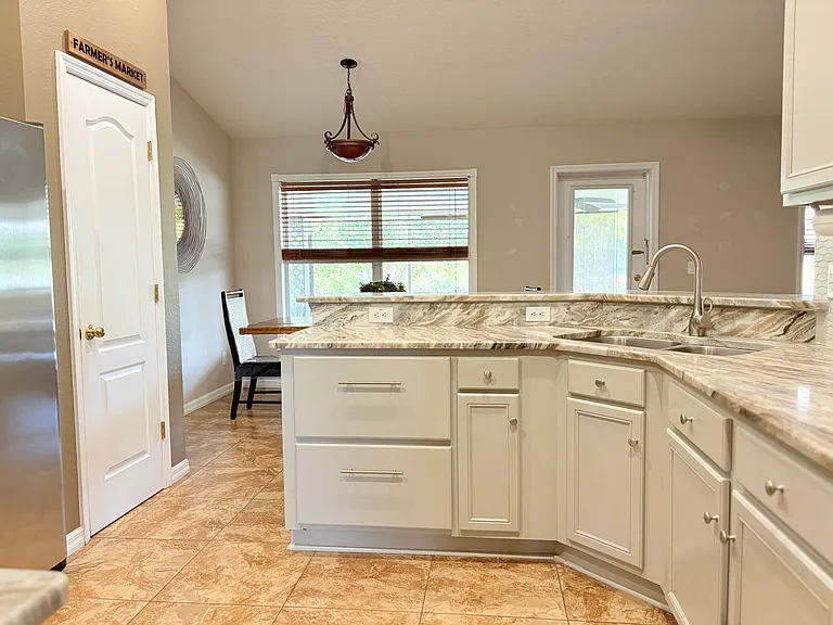 3024 Sand Stone Cir — Photo 10