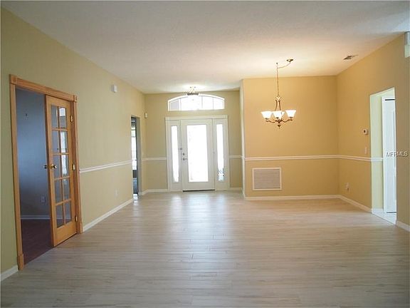 3rd image of 2302 Twickingham Ct