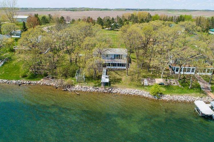 1st image of 23858 Silver Shore Ln