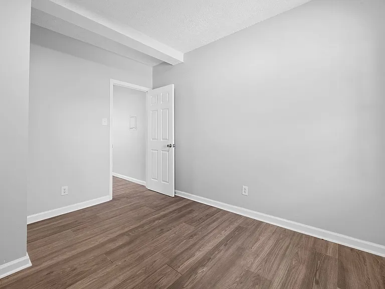 2510 Fort Campbell Blvd — Photo 6
