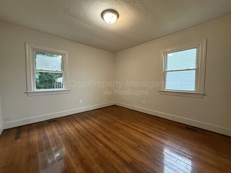 503 Pratt St — Photo 22