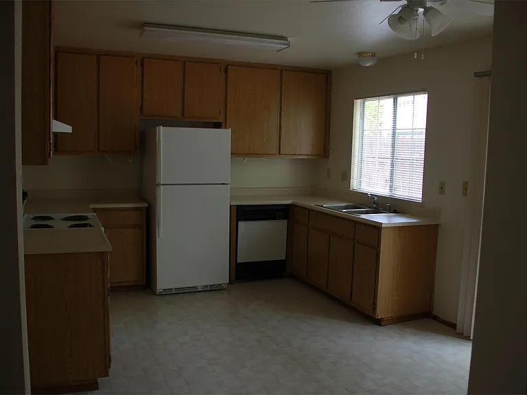 1880 Humboldt Rd #19 — Photo 5