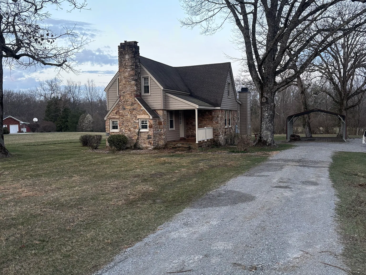 455 Pigeon Ridge Rd — Photo 2