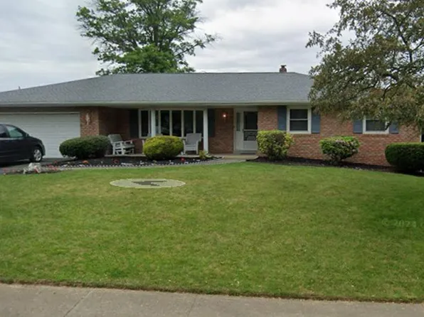 970 Cortleigh Dr, York, PA 17402