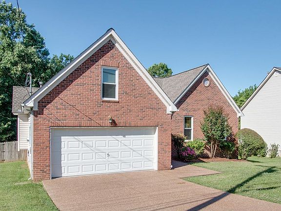 3rd image of 1652 Eagle Trace Dr