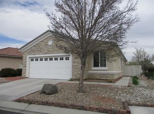 19406 Shamrock Rd, Apple Valley, CA 92308