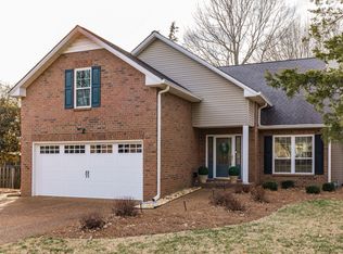205 Lakeside Park Dr, Hendersonville, TN 37075