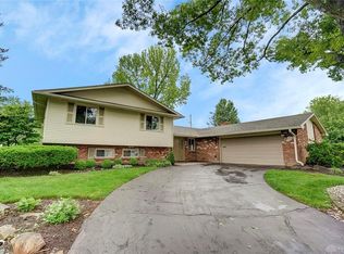 2368 Ivyton Ct, Dayton, OH 45440