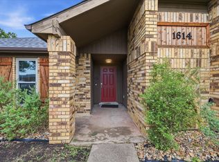 1614 Sunswept Ter, Lewisville, TX 75077
