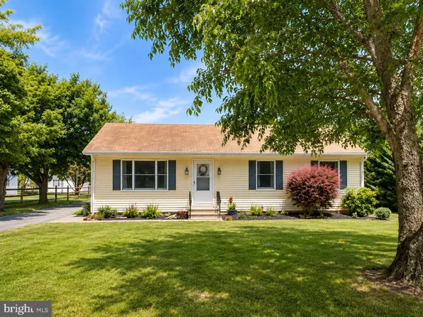 21120 Green Ln, Rock Hall, MD 21661