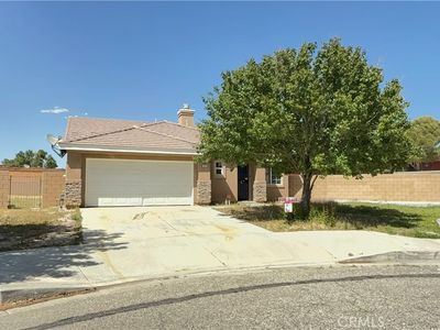 555 Koufax Dr, Lancaster, CA, 93535