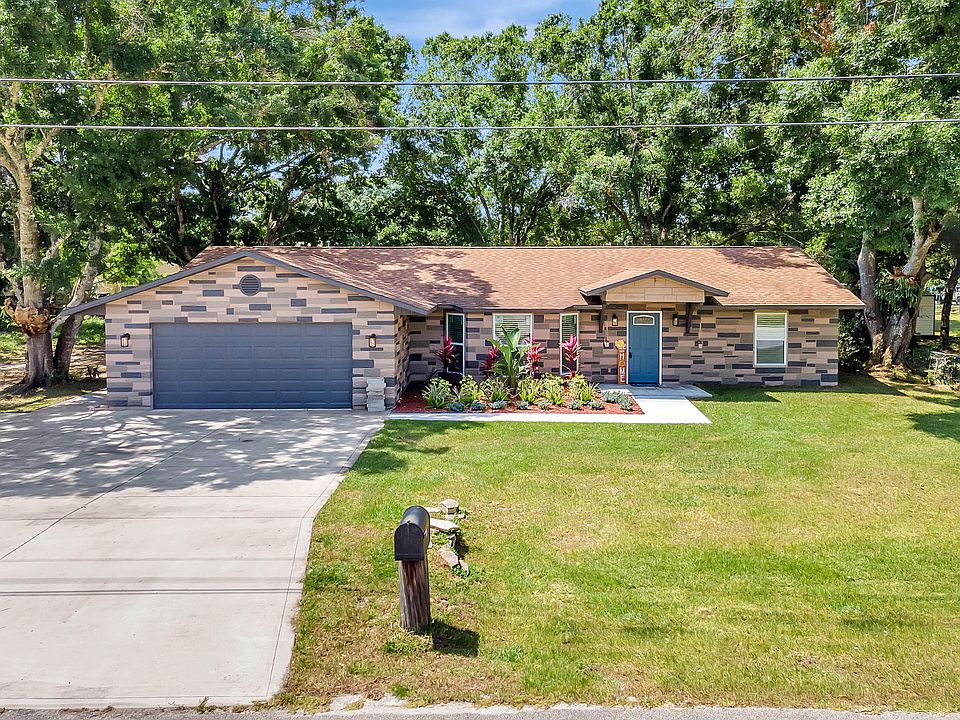 1st image of 982 Waco Blvd SE