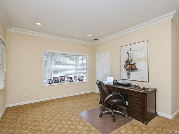 4th image of 30 Redan Drive