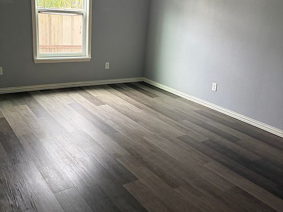 4th image of 8815 Rockway St
