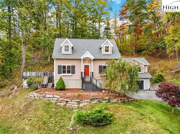 555 Highland Drive, Banner Elk, NC 28604