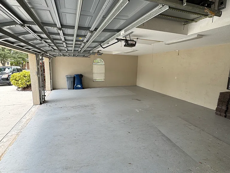 10084 Cherry Hills Avenue Cir — Photo 20