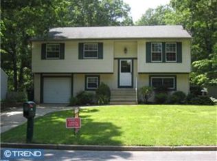 1212 Iris Ave, Williamstown, NJ 08094