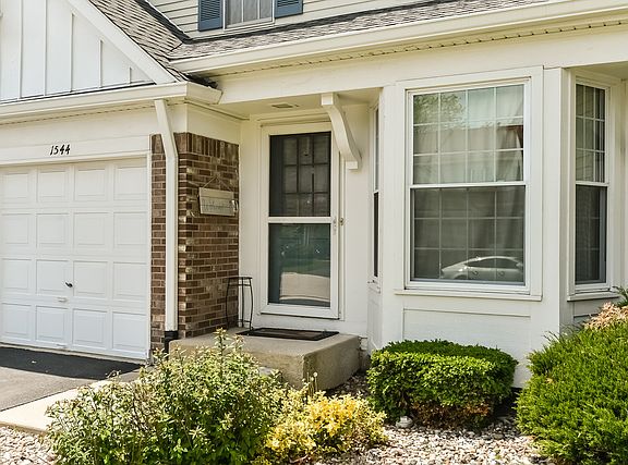 4th image of 1544 Apple Grove Ln