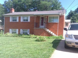 9717 Lafayette Ave, Manassas, VA 20109