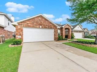 2823 Lockeridge Cove Dr, Spring, TX 77386