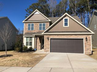 662 Stapleford Ln, Fuquay Varina, NC 27526