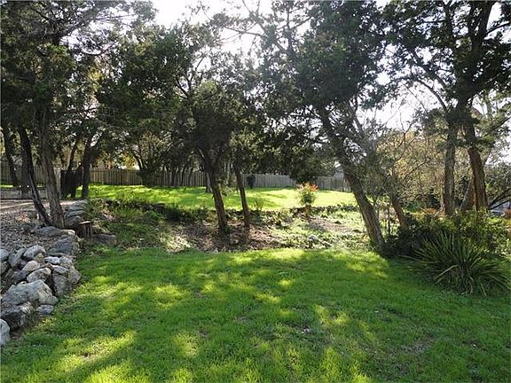 5th image of 3905 Lakeway Blvd