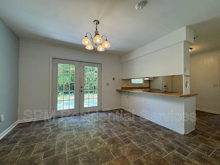 4805 Lord Nance Ct — Photo 9