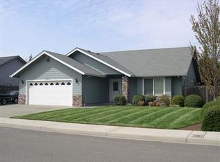 2014 SE Kayleigh Way, Grants Pass, OR 97526