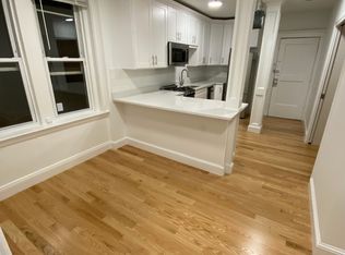 89 Park Dr APT 20, Boston, MA 02215