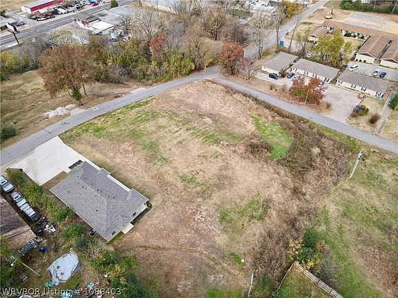 2nd image of 1809 S 12th St
